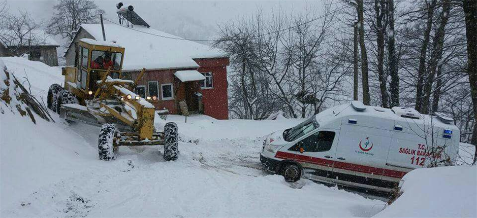 HER YÖNÜYLE GÜÇLÜ BİR EKİBE SAHİBİZ