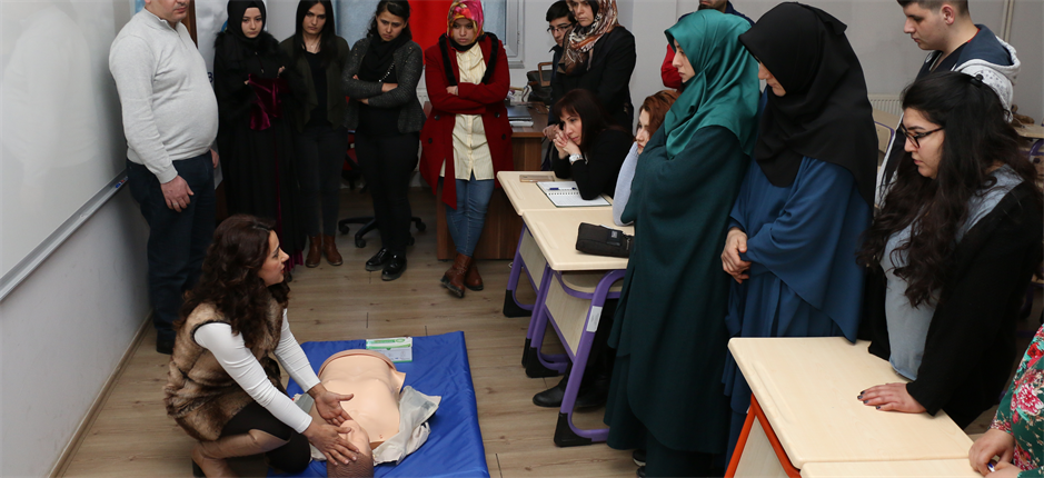 ORMEK VATANDAŞLARI İLK YARDIMA HAZIRLIYOR