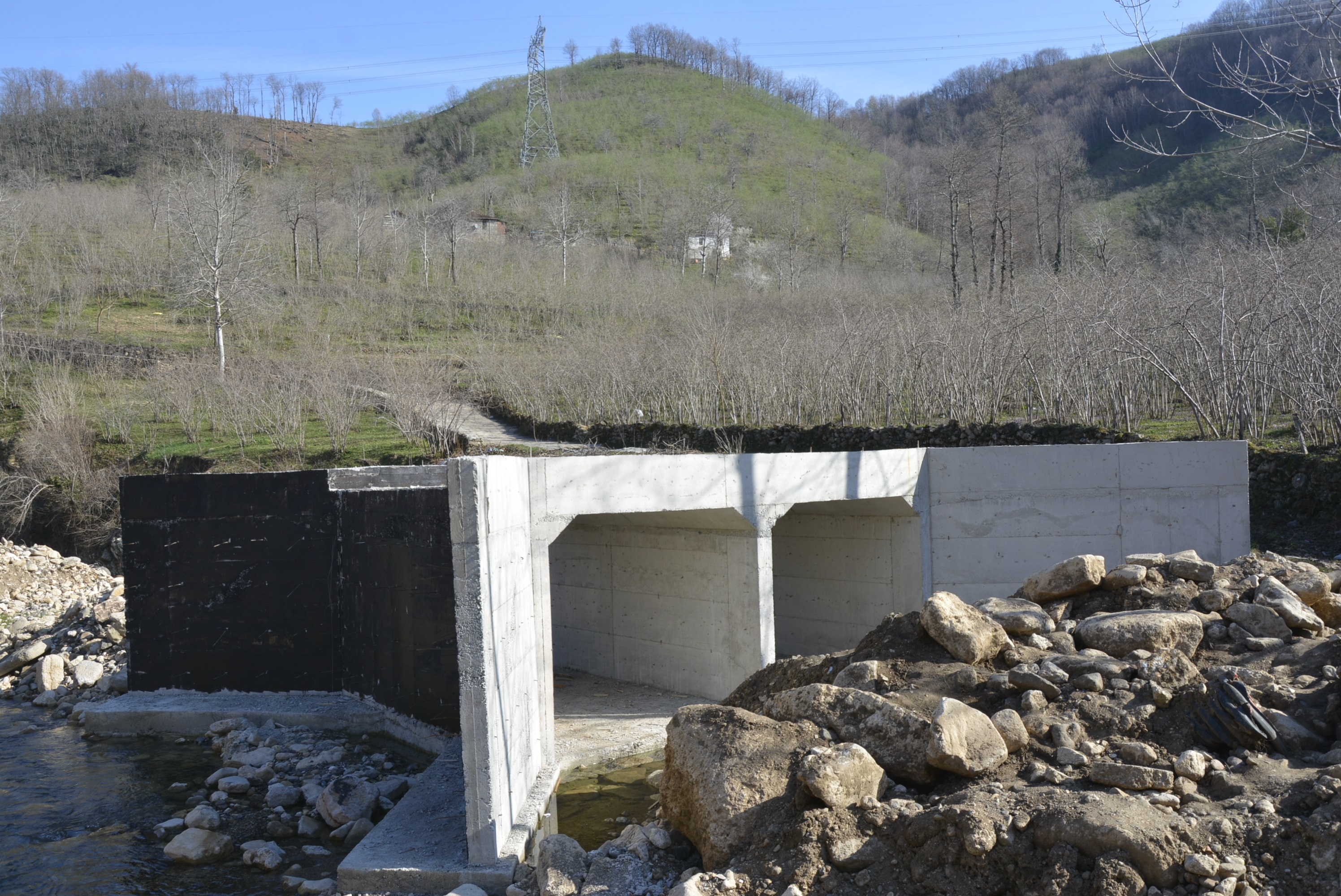 SELDEN YIKILAN MENFEZLER YENİDEN YAPILDI