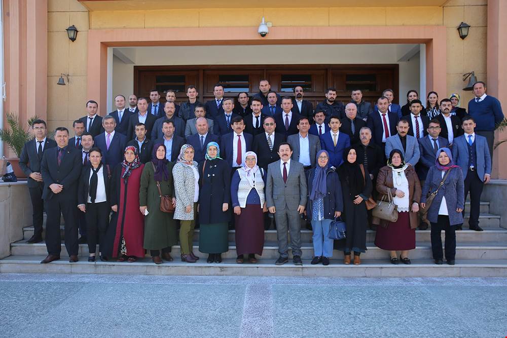 VALİ BALKANLIOĞLU, “ASLA ŞEHİDİMİZE, GAZİMİZE LAF DOKUNDURTMAYIN”