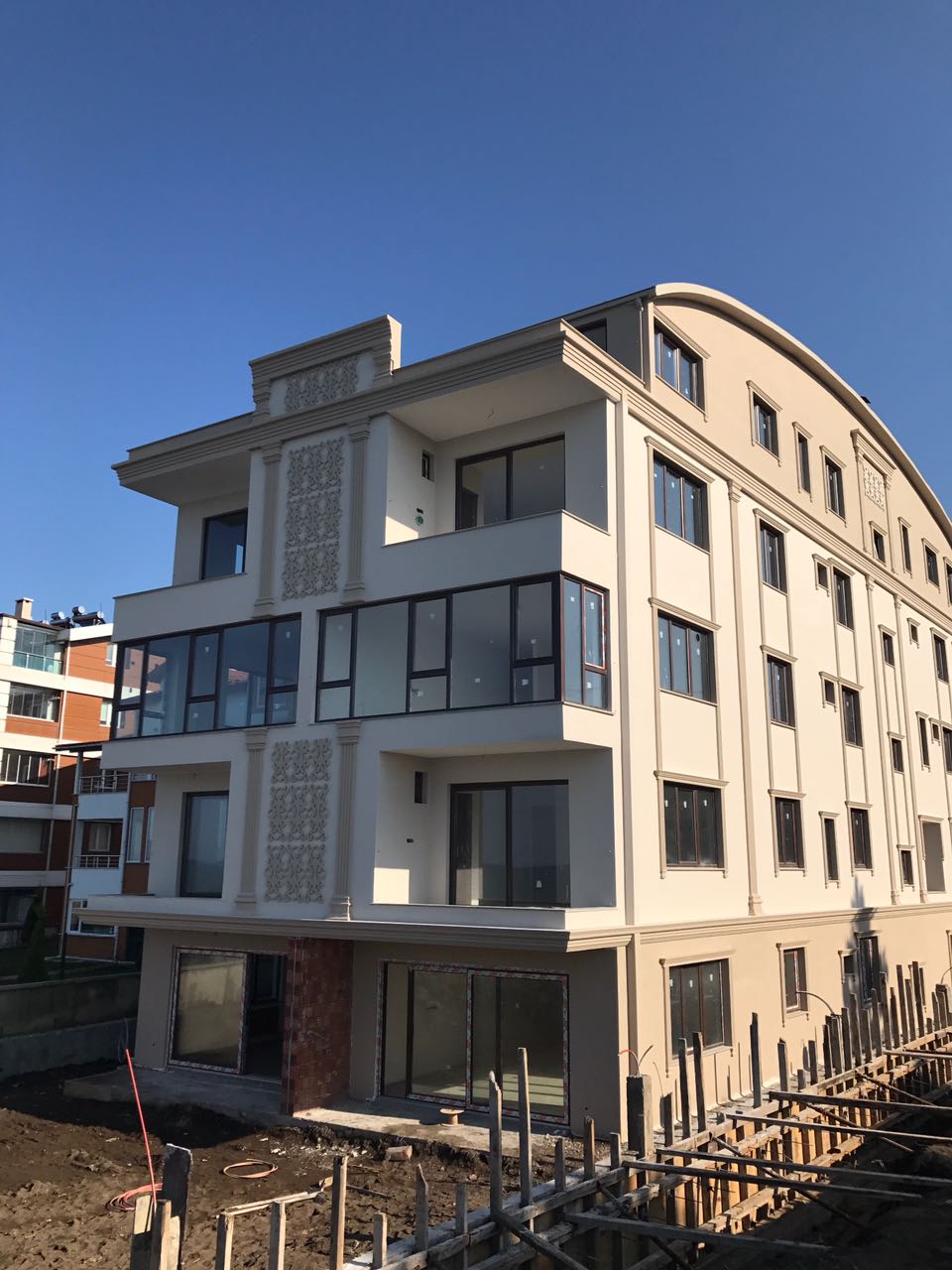 KÖY YAPI, PROJELERİYLE FARKINI ORTAYA KOYUYOR