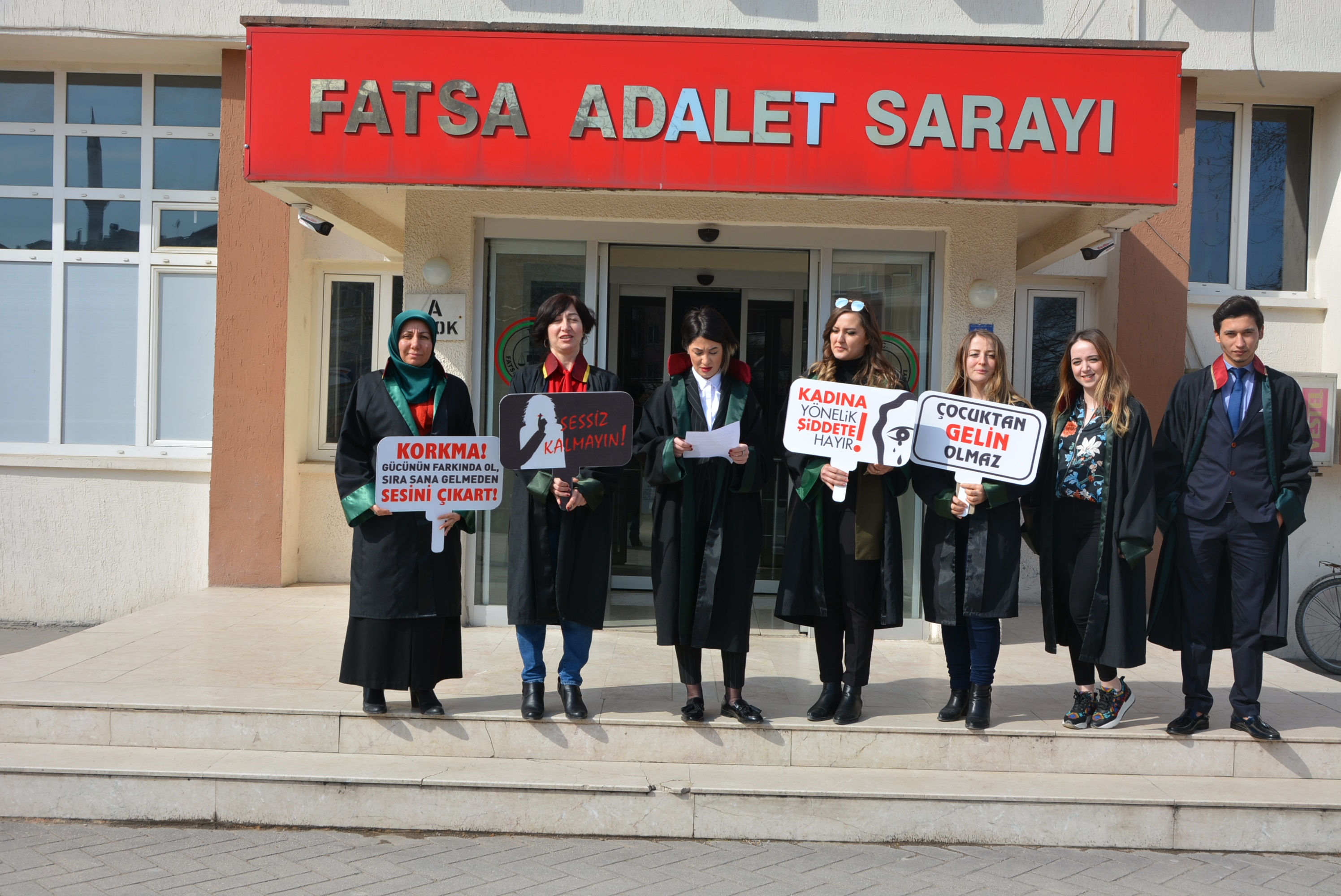 “1 AYDA 38 KADIN ÖLDÜRÜLDÜ”