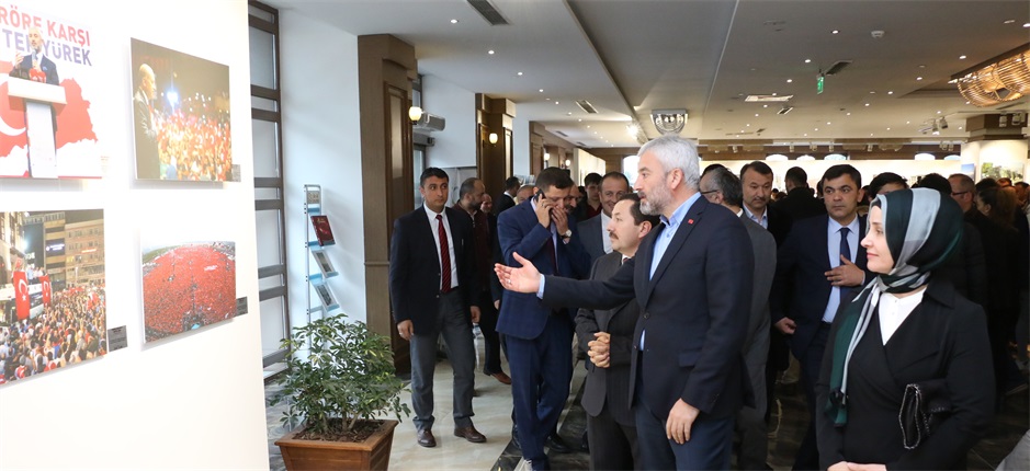 “TERÖRLE MÜCADELE VE TERÖRE LANET” SERGİSİ AÇILDI
