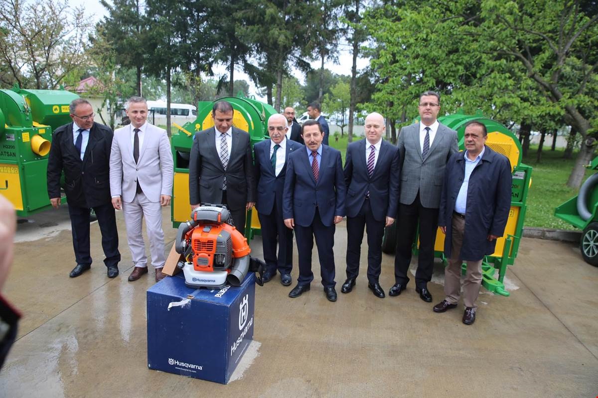 Çiftçilere 8 Adet Fındık Toplama Makinesi Hibe Edildi