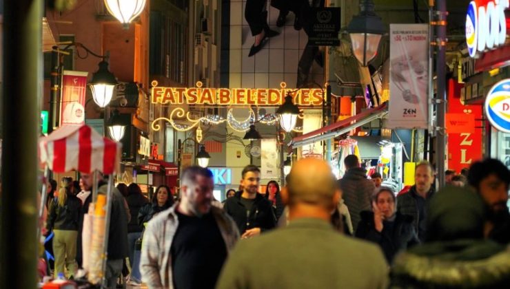 FATSA RAMAZAN IŞIKLARIYLA AYDINLANDI